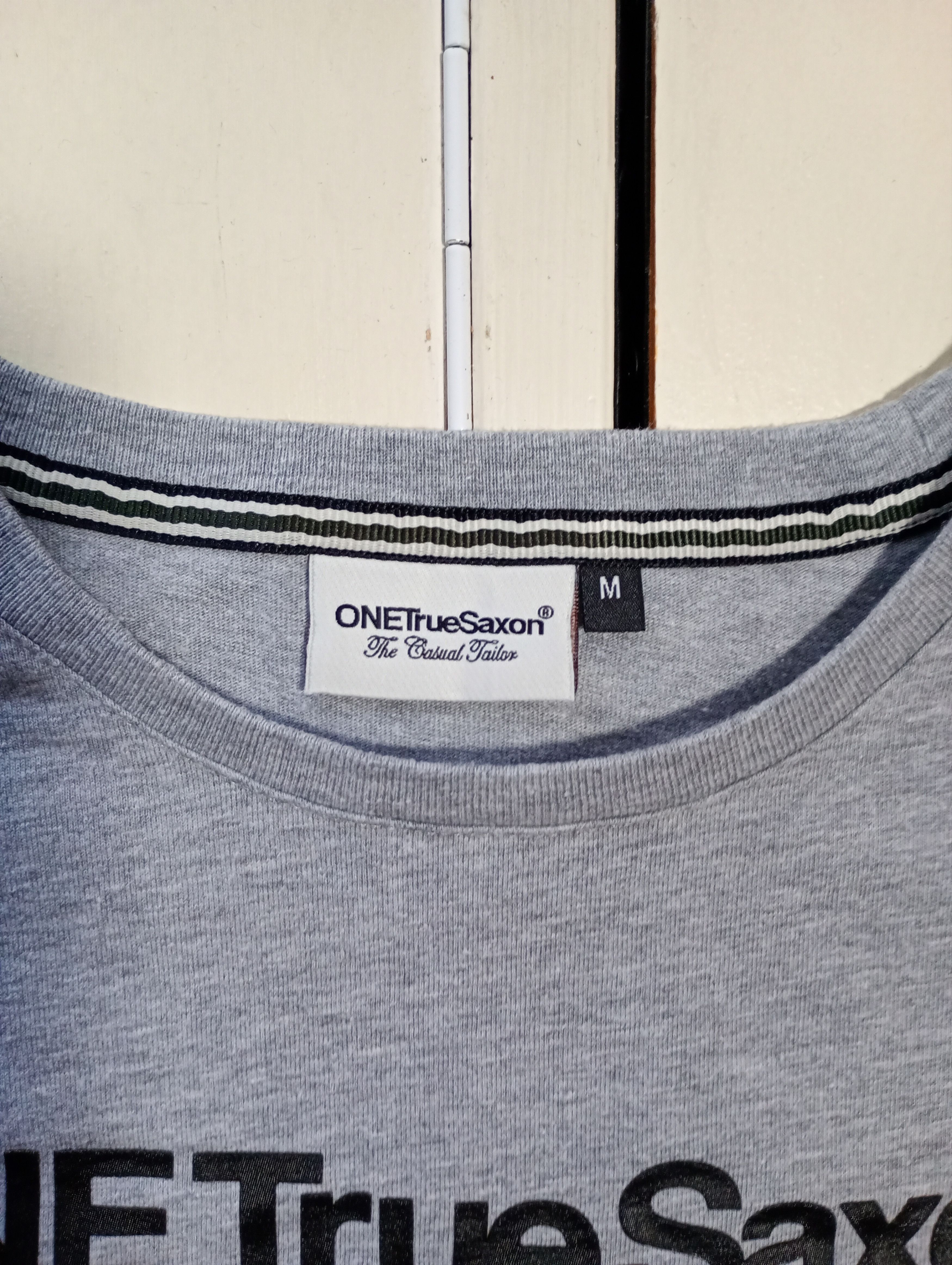 Vintage One True Saxon T-Shirt Size US M / EU 48-50 / 2 - 10 Thumbnail