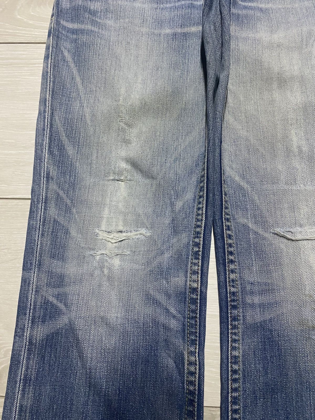 Levi's Vintage Levis 511 Faded Wash Slim Fit Distressed Jeans Size US 29 - 7 Thumbnail