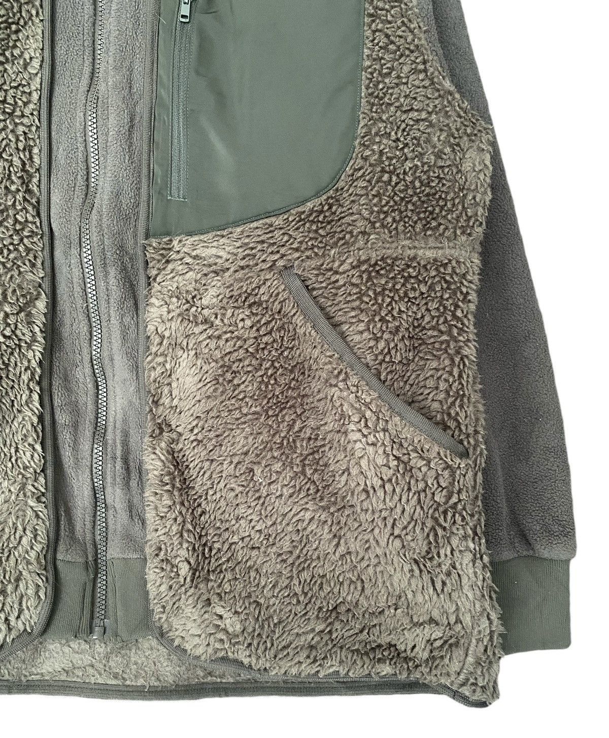 Uniqlo × White Mountaineering WHITE MOUNTAINEERING x UNIQLO Deep Pile Fleece Jacket Size US M / EU 48-50 / 2 - 8 Thumbnail