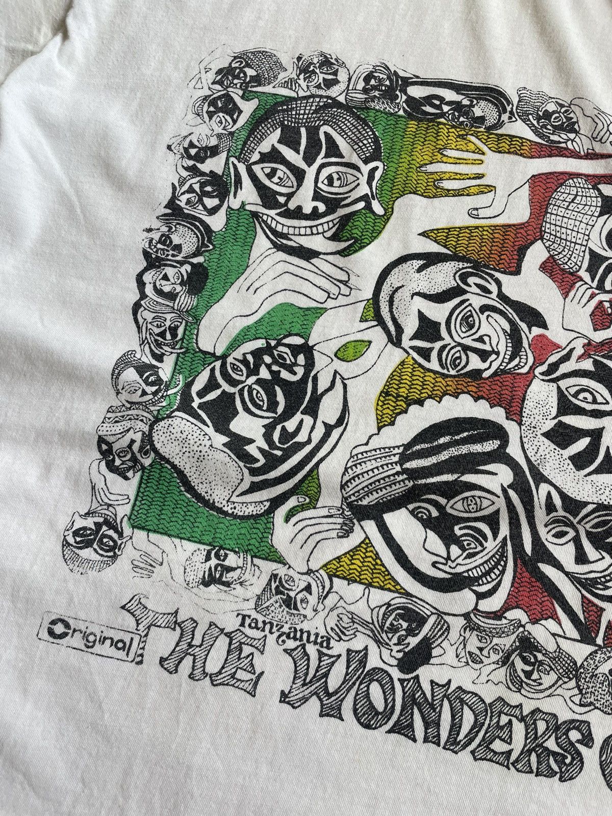 Vintage Crazy 90’s The Wonders Of Africa T-Shirt Faces Cult Vintage Size US XL / EU 56 / 4 - 7 Thumbnail