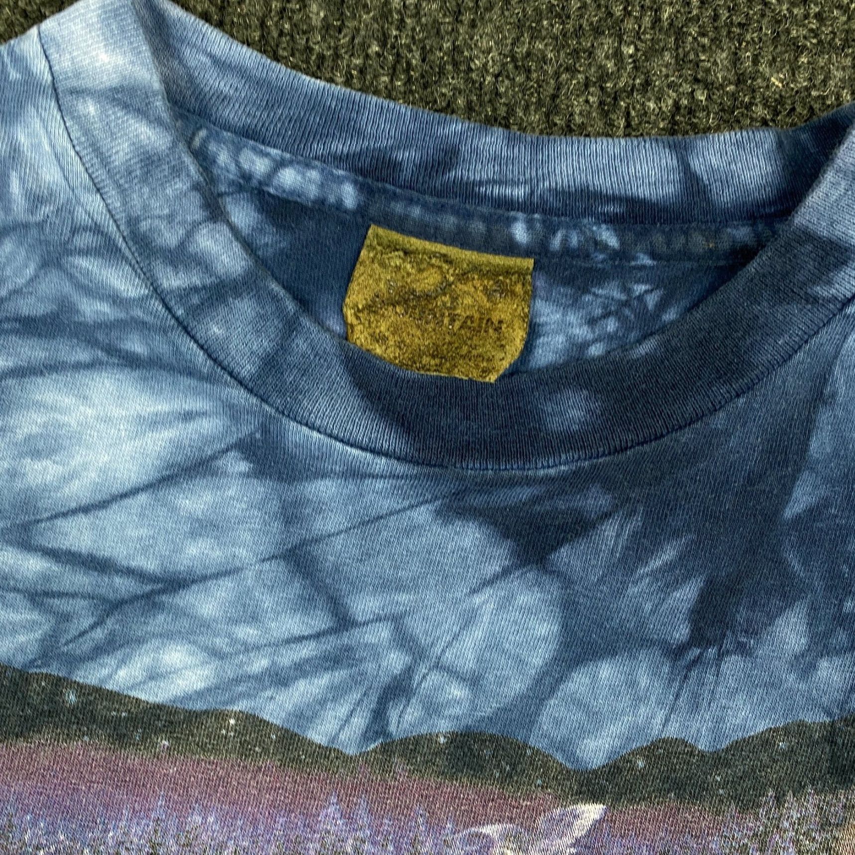 The Mountain VINTAGE The Mountain Howling Running Wolf Wolves Tie Dye T Shirt Womens L NV Size L / US 10 / IT 46 - 3 Thumbnail