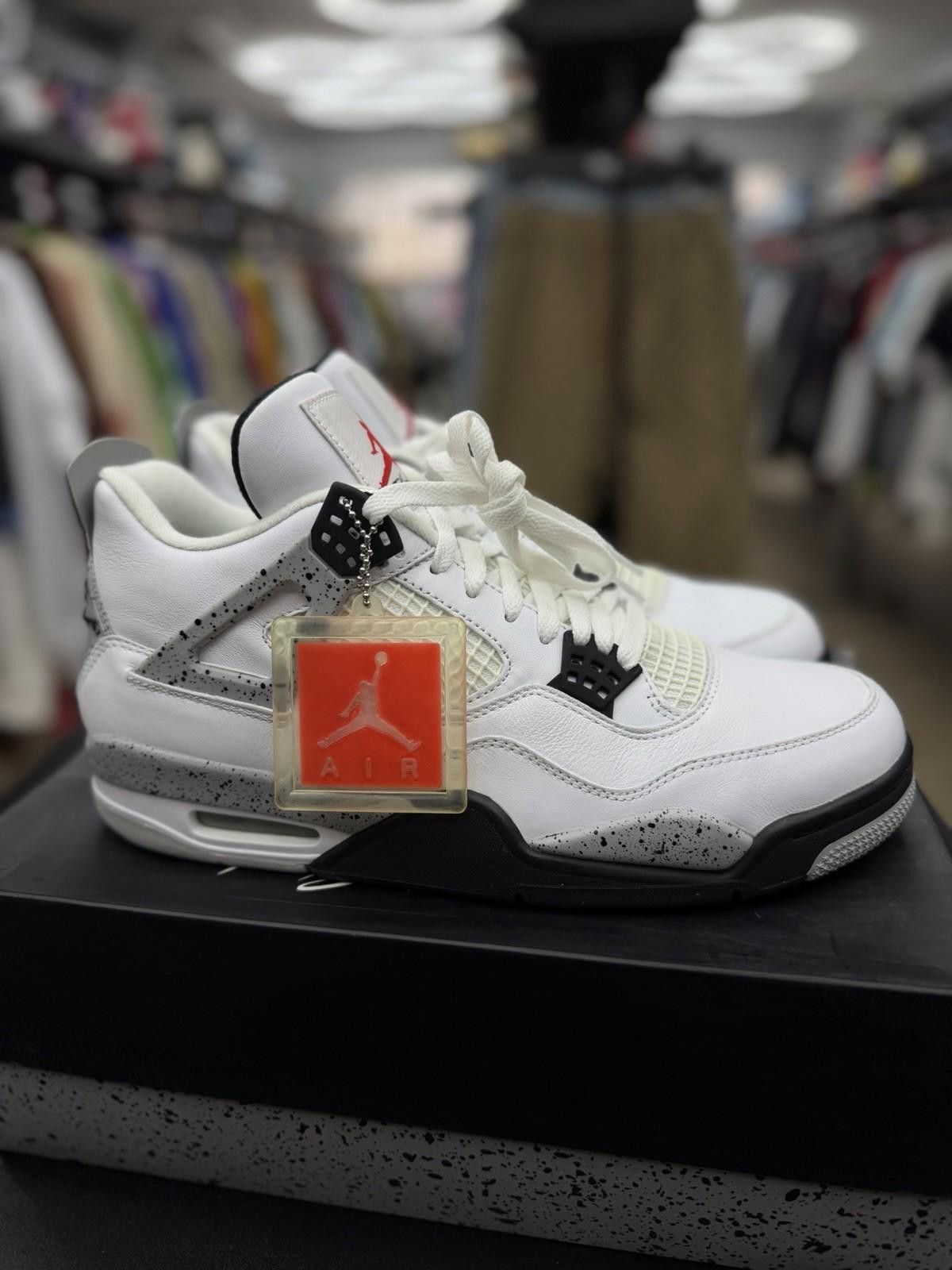Jordan Brand Size 11.5 - Jordan 4 Retro OG Mid White Cement 2016 NEW Size US 11.5 / EU 44-45 - 1 Thumbnail