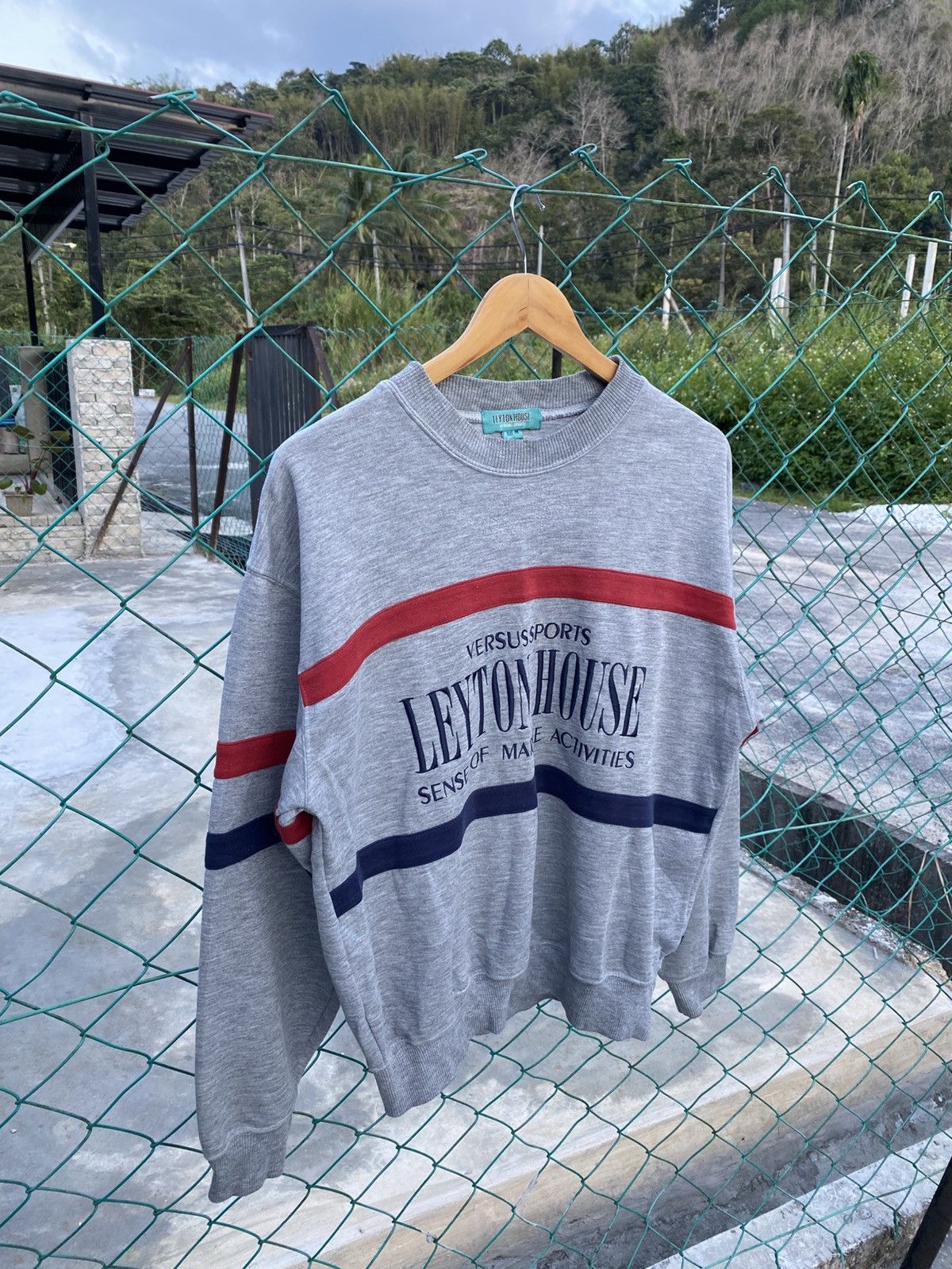 Formula 1 × Sports Specialties × Vintage Vintage Leyton House embroidery spellout sweater Size US M / EU 48-50 / 2 - 3 Thumbnail