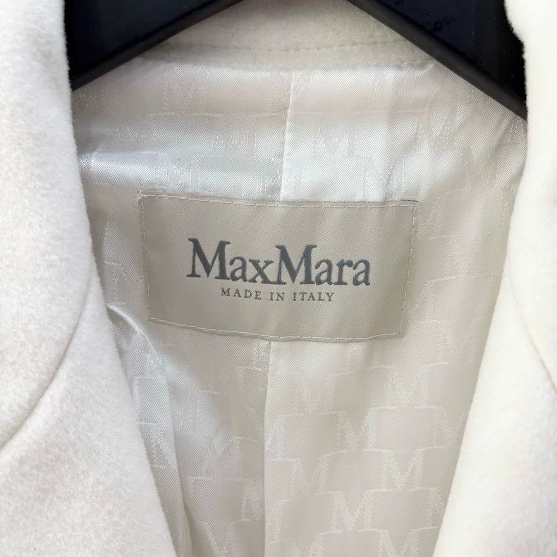 Max Mara Max Mara Classic 101801 white double-breasted wool coat Size M / US 6-8 / IT 42-44 - 3 Thumbnail