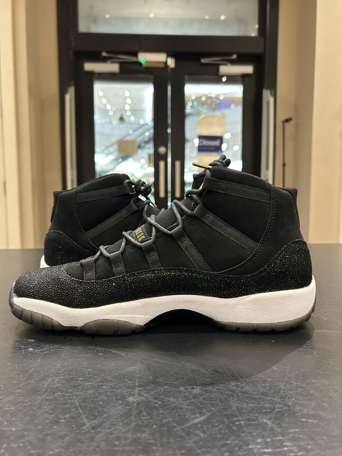 Jordan Brand Jordan 11 Retro ‘Heiress Black Stingray’ Size US 10 / EU 43 - 4 Thumbnail