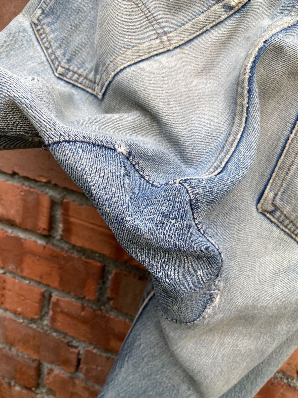 Levi's × Levi's Vintage Clothing × Vintage size 32x29 vintage levi's redline 80s distressed condition Size US 32 / EU 48 - 3 Thumbnail