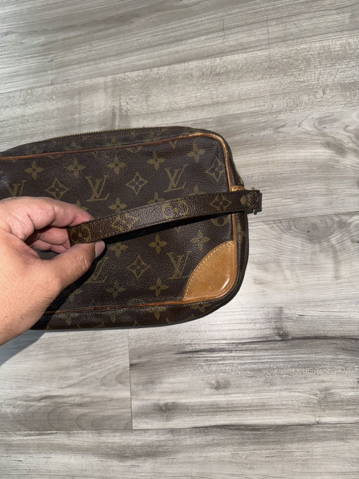 Louis Vuitton Vintage Louis Vuitton Monogram Wristlet Size ONE SIZE - 4 Thumbnail
