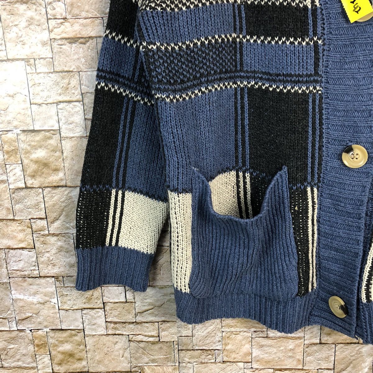 Vintage DL Japan vintage art Blue Cardigan pattern Knitwear #A242 Size US L / EU 52-54 / 3 - 7 Thumbnail