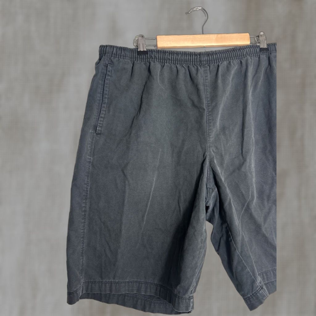 Nike VINTAGE Y2K Nike Mens XL Navy White Drawstring Shorts Cotton Green Swoosh 40x11 Size US 36 / EU 52 - 1 Thumbnail
