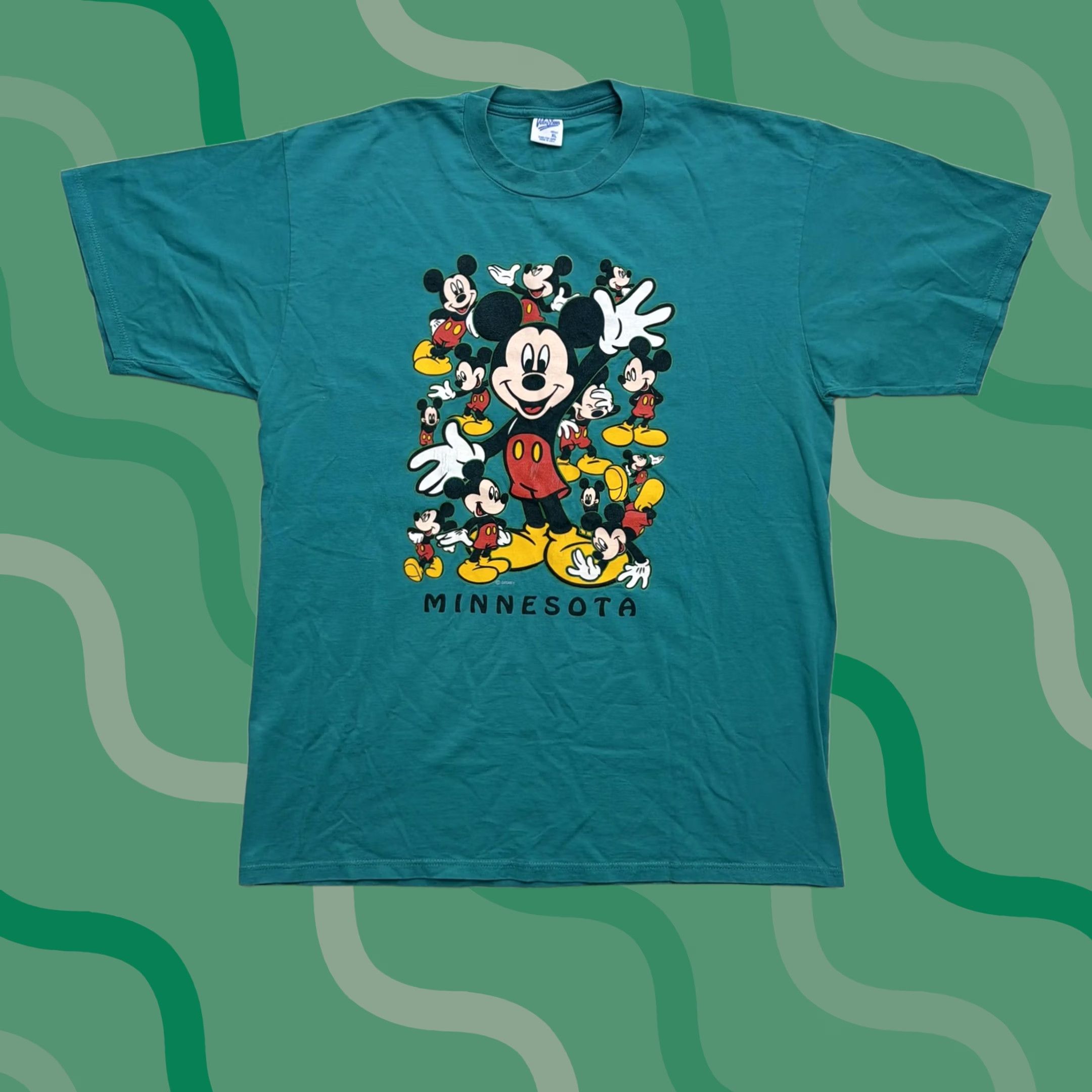 Velva Sheen VINTAGE Velva Sheen Mickey Mouse Minnesota Shirt Mens XL Green Disney Tee Size US XL / EU 56 / 4 - 1 Thumbnail