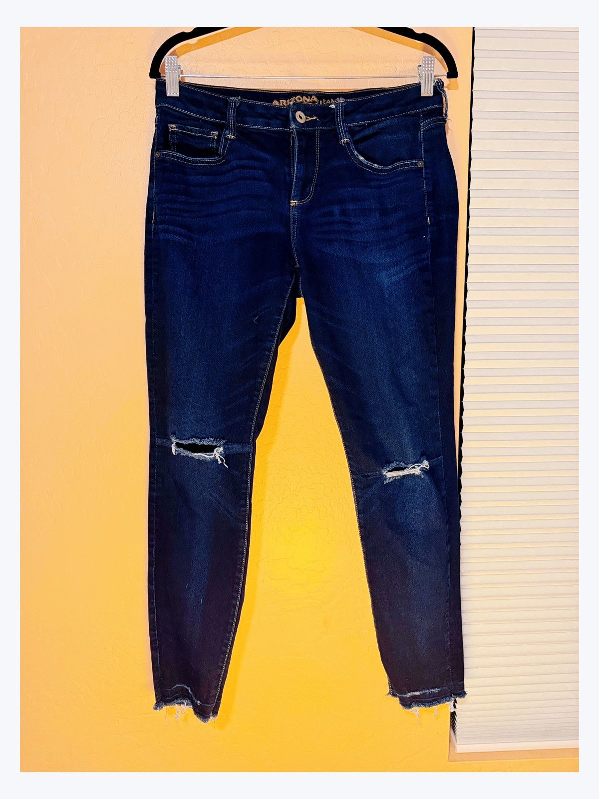 Arizona Jean Co. Arizona Jean Co. Super Skinny Jeans (Size 8) Size 30" / US 8 / IT 44 - 2 Thumbnail