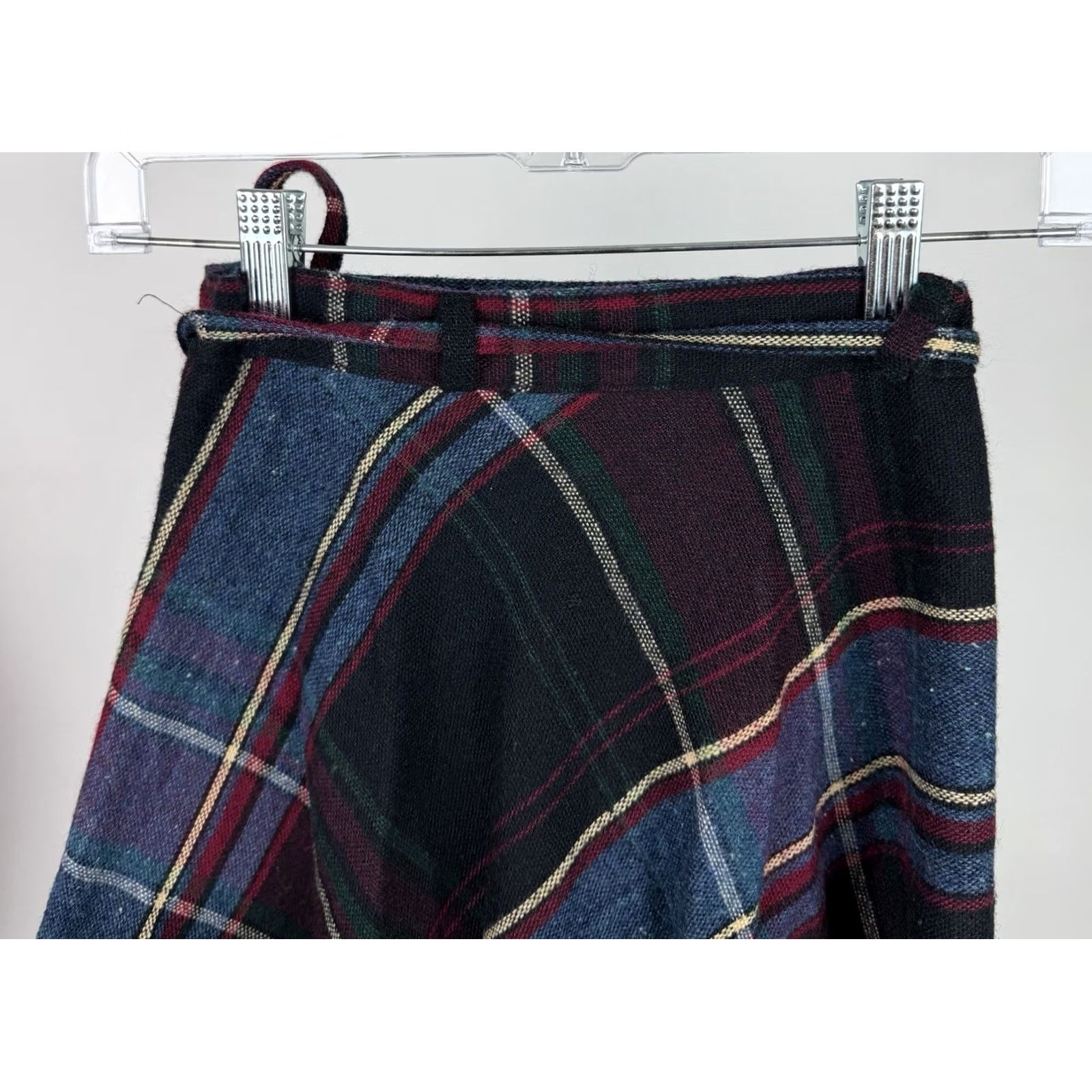 Vintage Vintage Plaid Midi Skirt Womens XXS 22" High Waist Wool Blend Fuzzy Tartan 70s Size 24" / US 00 / IT 34 - 7 Thumbnail
