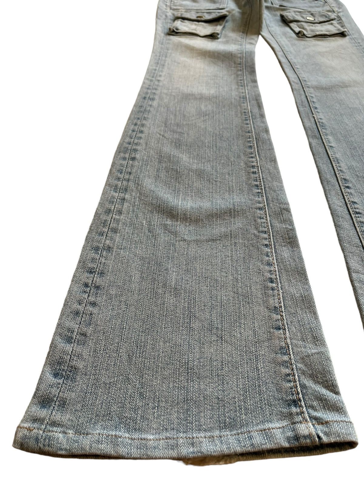 Japanese Brand Vintage Japanese Brand Light Wash Bell Bottom Flare Jeans Size 26" / US 2 / IT 38 - 6 Thumbnail