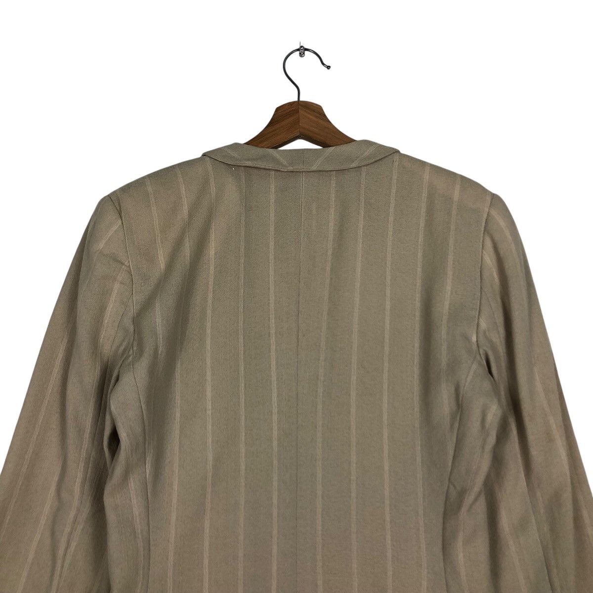 Giorgio Armani 📌Vintage Giorgio Armani Y Collar Coats Jacket Button Size US M / EU 48-50 / 2 - 10 Thumbnail