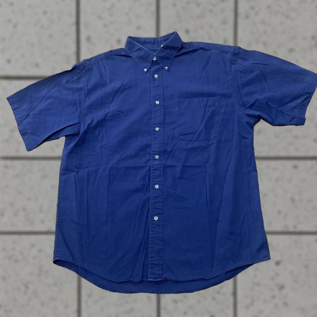 Van Heusen VINTAGE Van Heusen Shirt Men L Blue Short Sleeve Oxford Twill 90s Y2k Button Up Casual Mens Regular Fit 1900s? Size US L / EU 52-54 / 3 - 1 Thumbnail