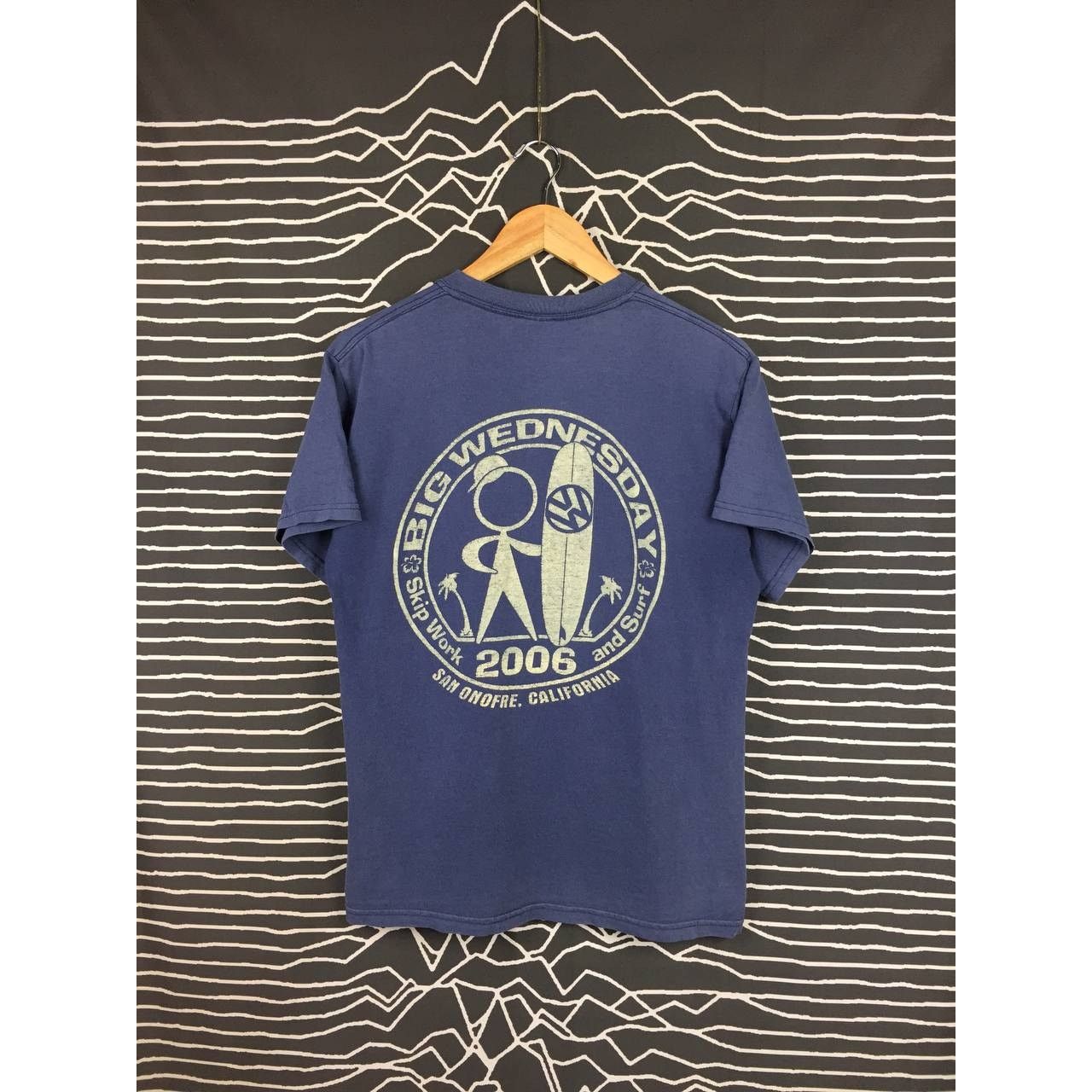 Gildan × Vintage Vtg Y2K Big Wednesday Skip Work And Surf California Tee Size US M / EU 48-50 / 2 - 2 Thumbnail