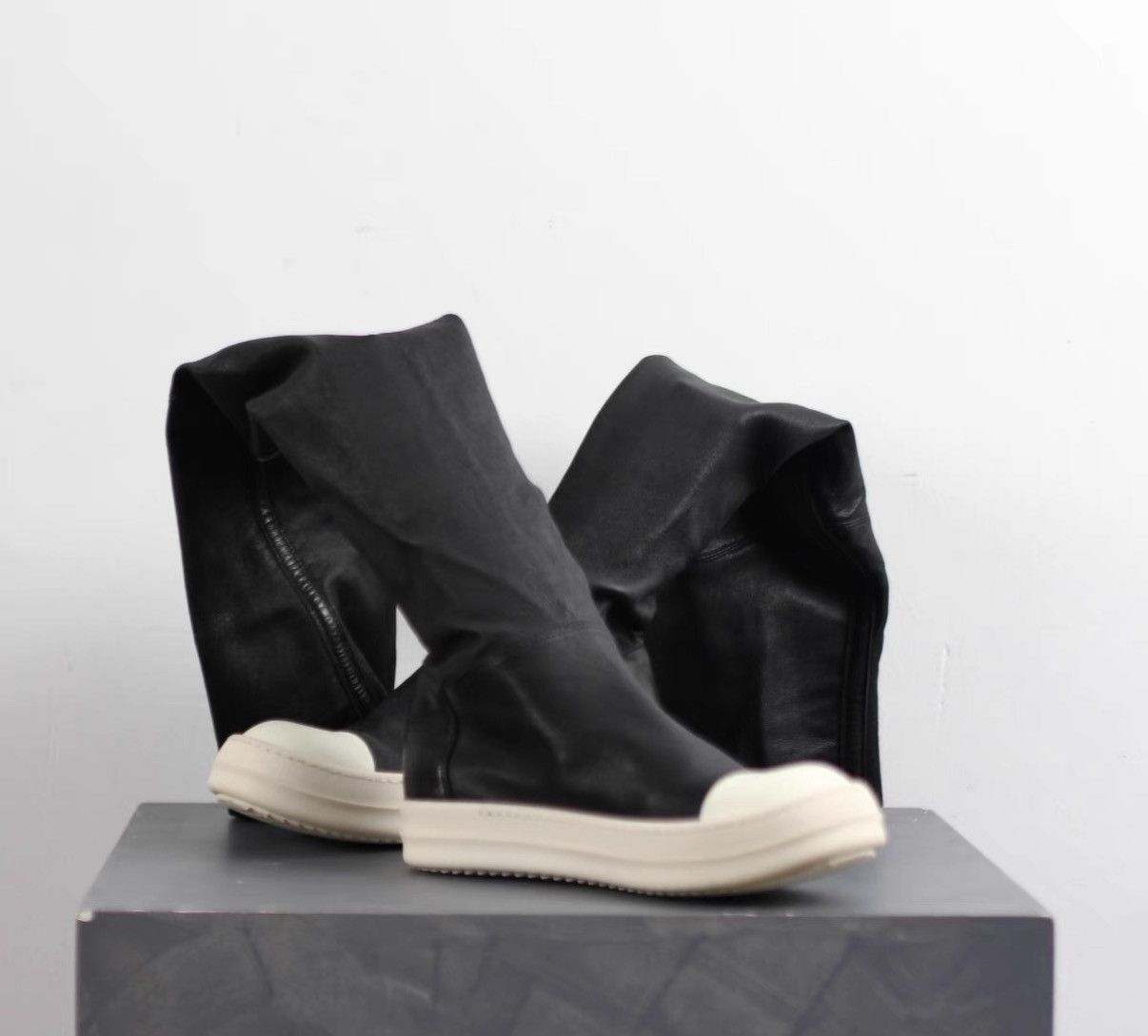 Rick Owens Rick Owens Mainline Stretch Lambskin "Goddess" Boots Size US 5 / IT 35 - 3 Thumbnail
