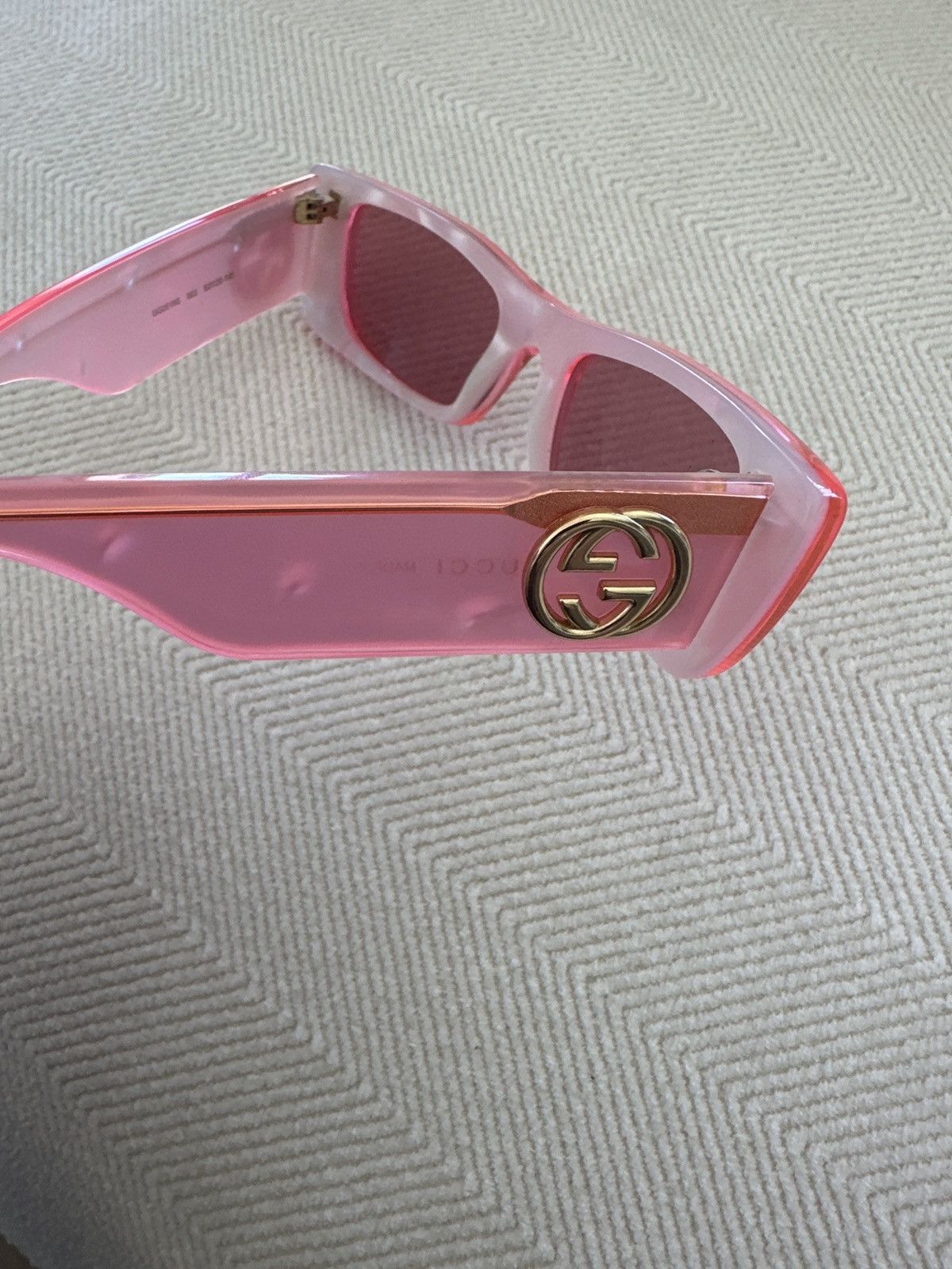 Gucci pink gucci sunglasses Size ONE SIZE - 2 Thumbnail