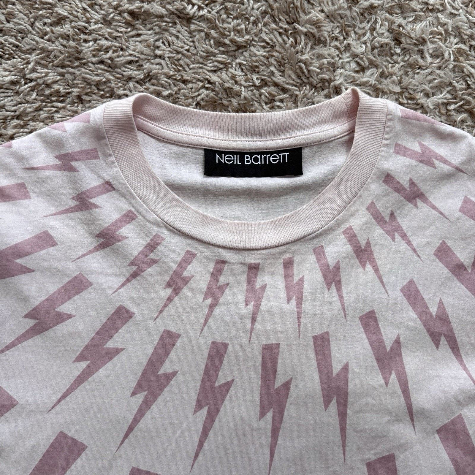 Neil Barrett Neil Barrett SS21 Pink Lightning Bolts Slim Fit T-Shirt Pink Size US XL / EU 56 / 4 - 2 Thumbnail