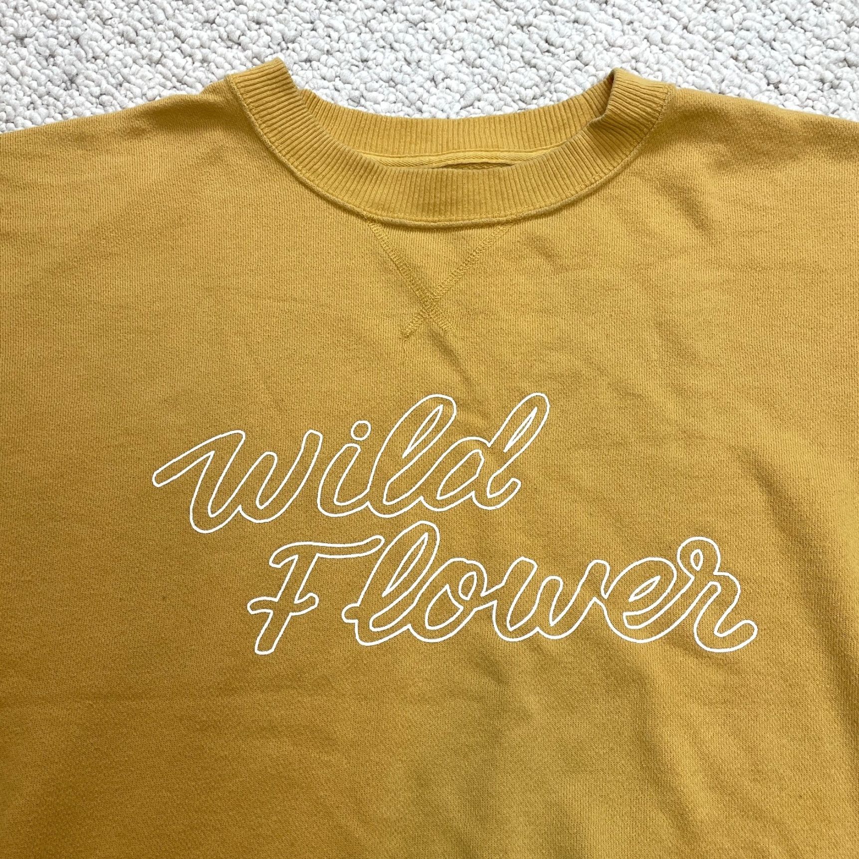 Vintage VINTAGE Aerie American Eagle Sweatshirt Womens XS Yellow Pullover Wild Flower Logo Knit Crew Neck Long Sleeve Size XS / US 0-2 / IT 36-38 - 2 Thumbnail