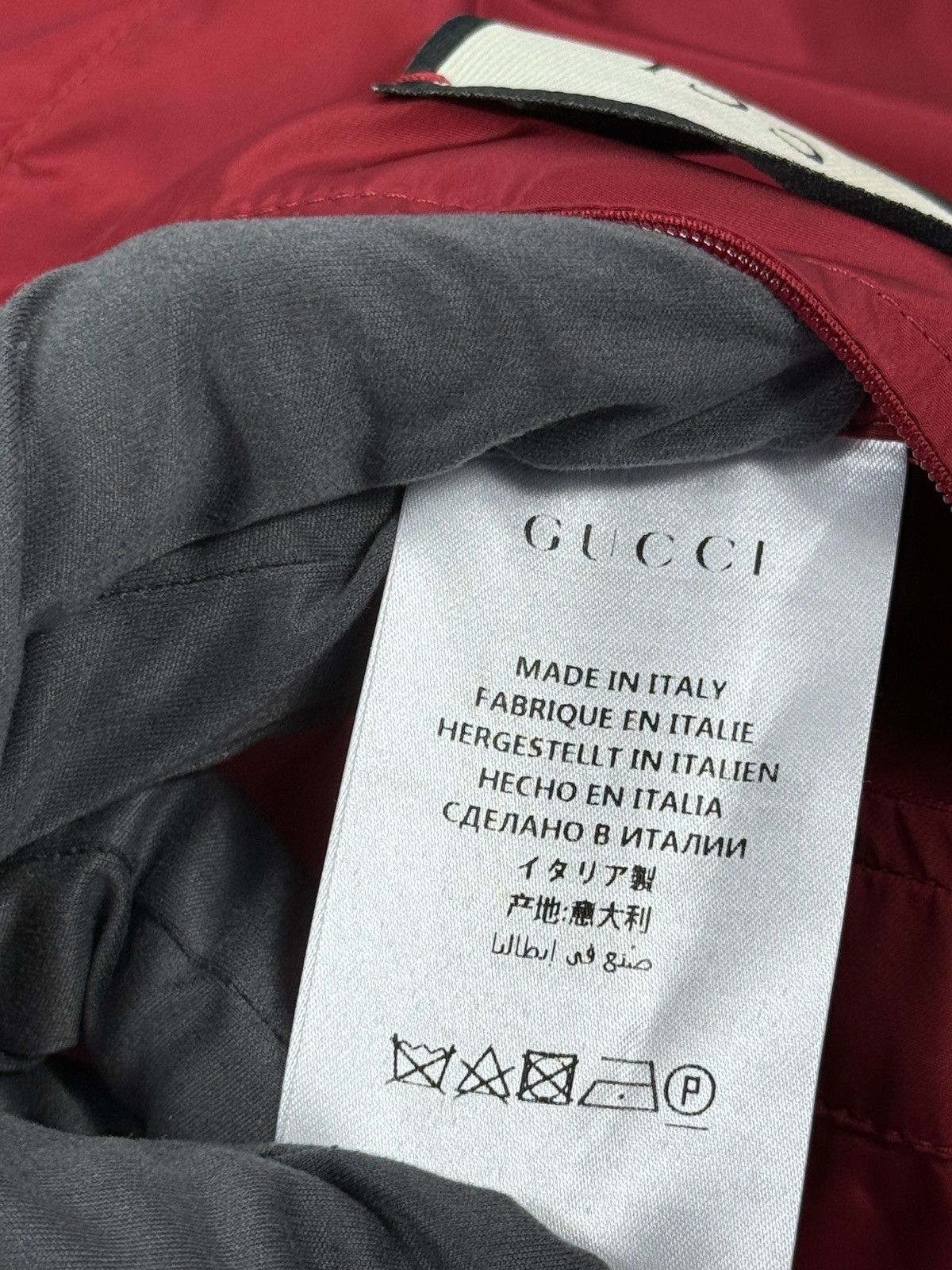 Gucci BEE PRINT LIGHT JACKET WITH DETACHABLE HOOD Size US L / EU 52-54 / 3 - 9 Thumbnail