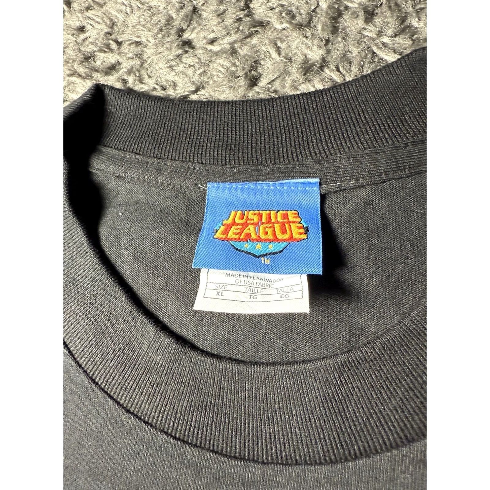 DC Comics Keywords: Uses the most important terms: "Vintage DC Justice League Shirt XL", "Black Cotton Graphic Batman Superman Wonder Woman. Size US XL / EU 56 / 4 - 3 Thumbnail