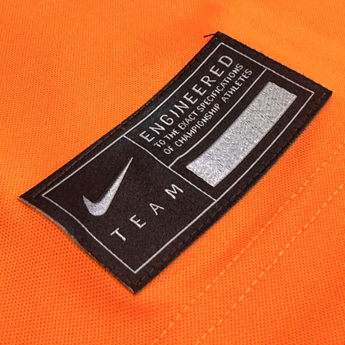 NCAA × Nike Tennessee Volunteers Team Signed Jersey Top Tier Authentic Size US L / EU 52-54 / 3 - 7 Thumbnail