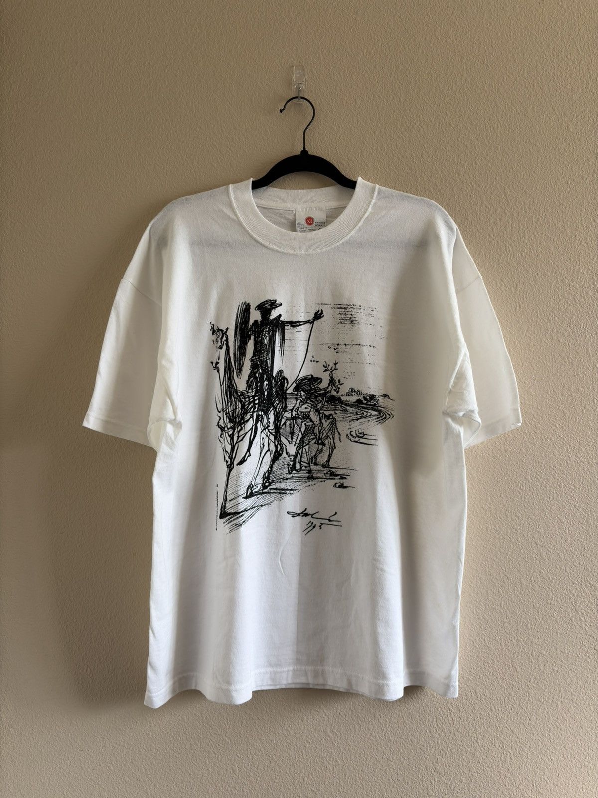 Vintage Vintage 1995 Dali Don Quixote Surrealist Sketch Art Tee L Size US L / EU 52-54 / 3 - 1 Thumbnail