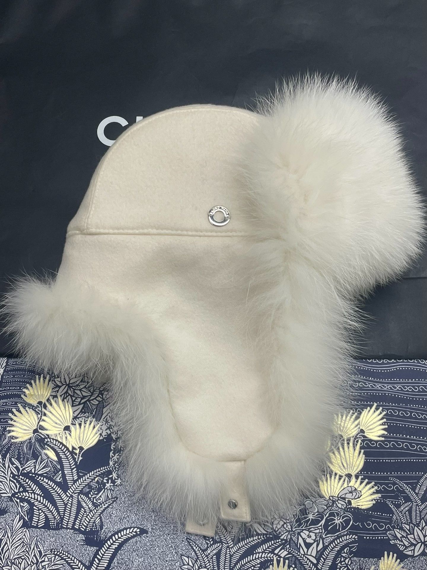 Loro Piana Loro Piana White Cashmere Fox Fur Hat Size ONE SIZE - 1 Thumbnail