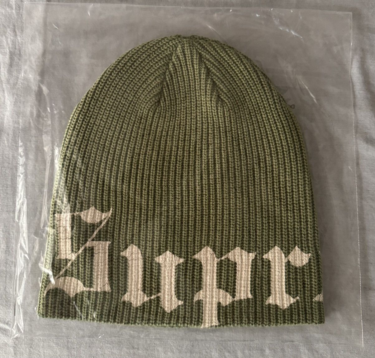 Supreme Old English Printed Beanie Black - SS25 - US