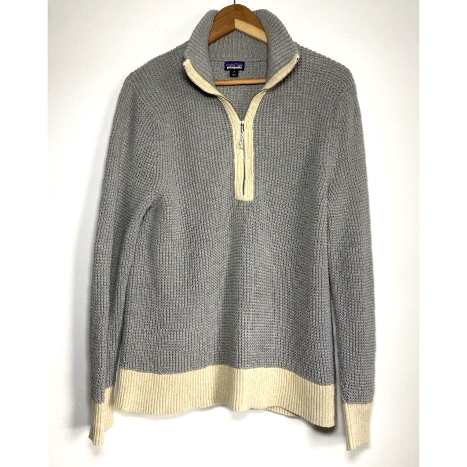 Patagonia Patagonia Women's Ponderosa Pine 1/4 Zip Sweater Drifter Grey 50835 M Black text: gray? Size M / US 6-8 / IT 42-44 - 2 Thumbnail