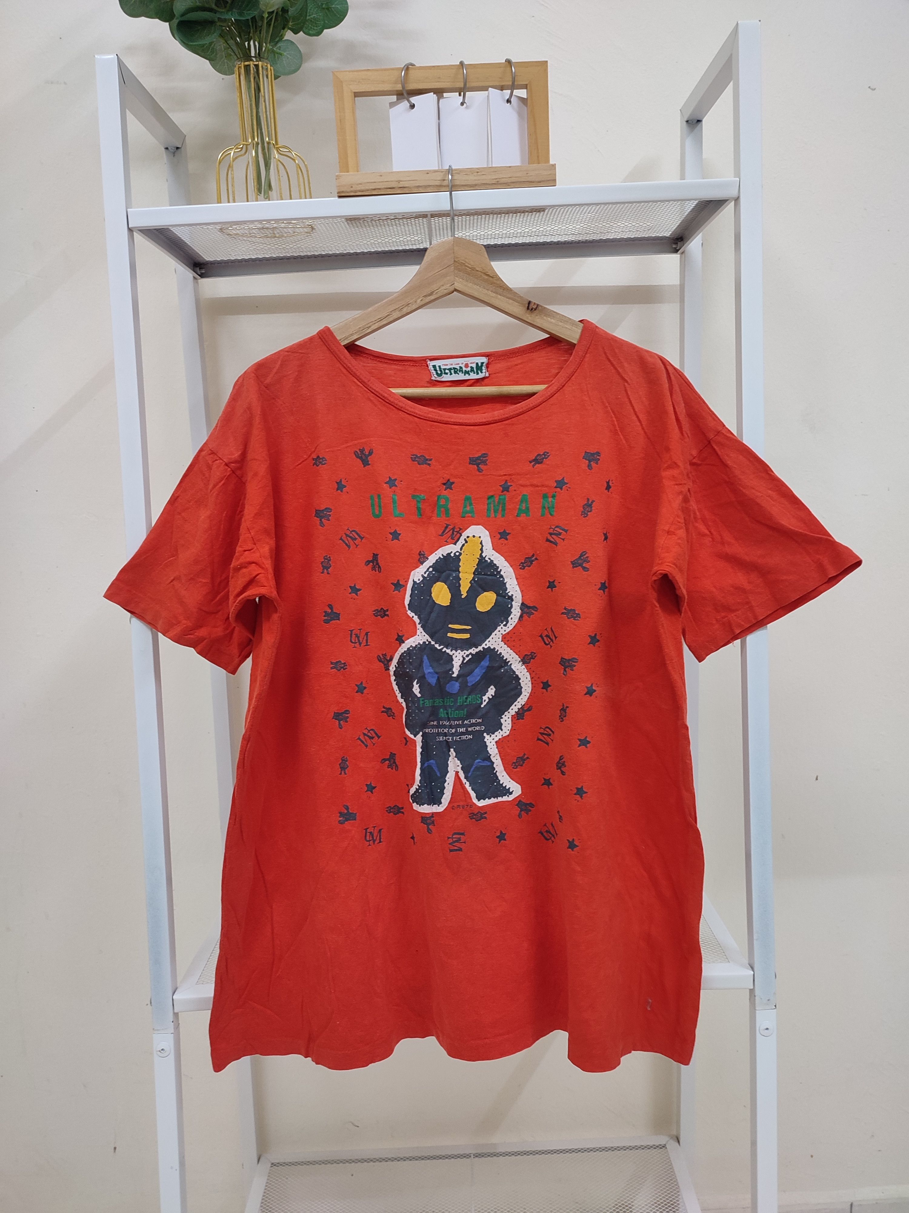 Cartoon Network 💥 BAGGY💥 RARE VINTAGE ULTRAMAN SINCE 1966 SHIRT Size US M / EU 48-50 / 2 - 1 Thumbnail