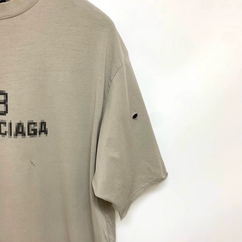 Balenciaga Balenciaga Grey Short Sleeve T-shirt Size XXS Size US XXS / EU 40 - 6 Thumbnail