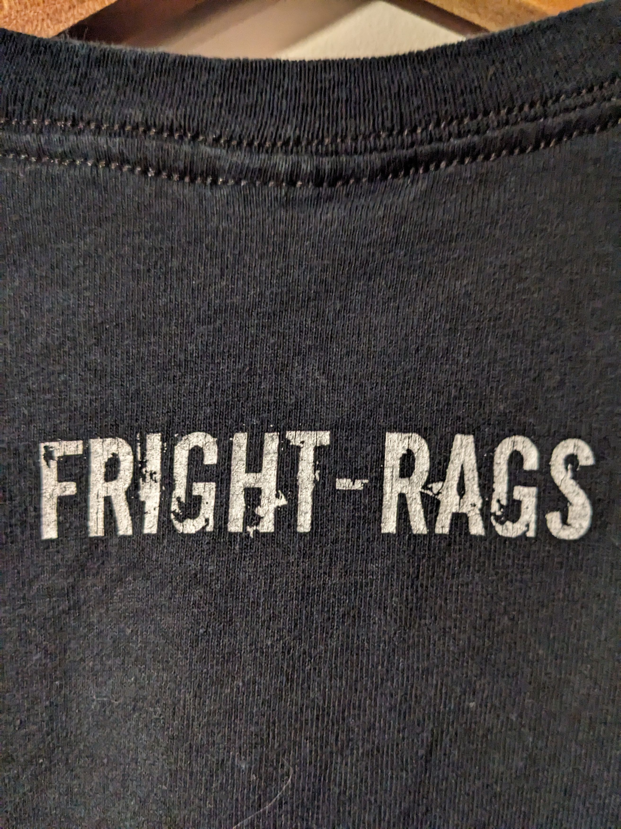 Vintage Vintage Y2K Alien Vs Predator Fright Rags Medium T-Shirt Size US M / EU 48-50 / 2 - 5 Thumbnail