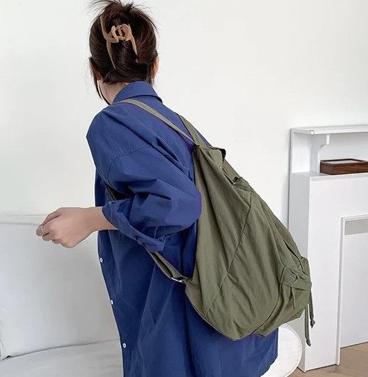 Japanese Brand Streetwear Nylon Lightweight Drawstring Backpack Size ONE SIZE - 3 Thumbnail
