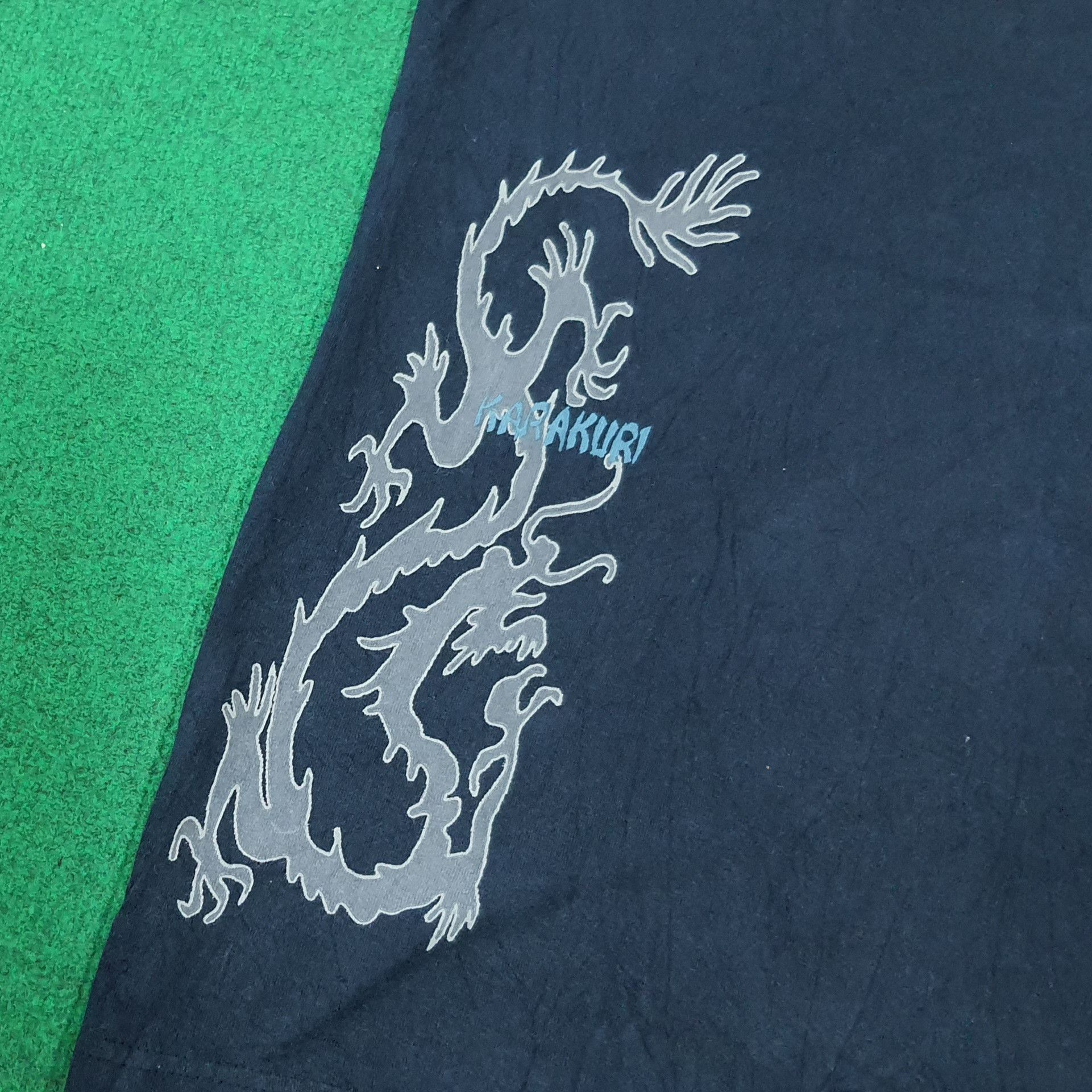 Karakuri Tamashii Vintage Karakuri Tamashii Embroidery Dragon Tshirt C276N38 Size US M / EU 48-50 / 2 - 5 Thumbnail