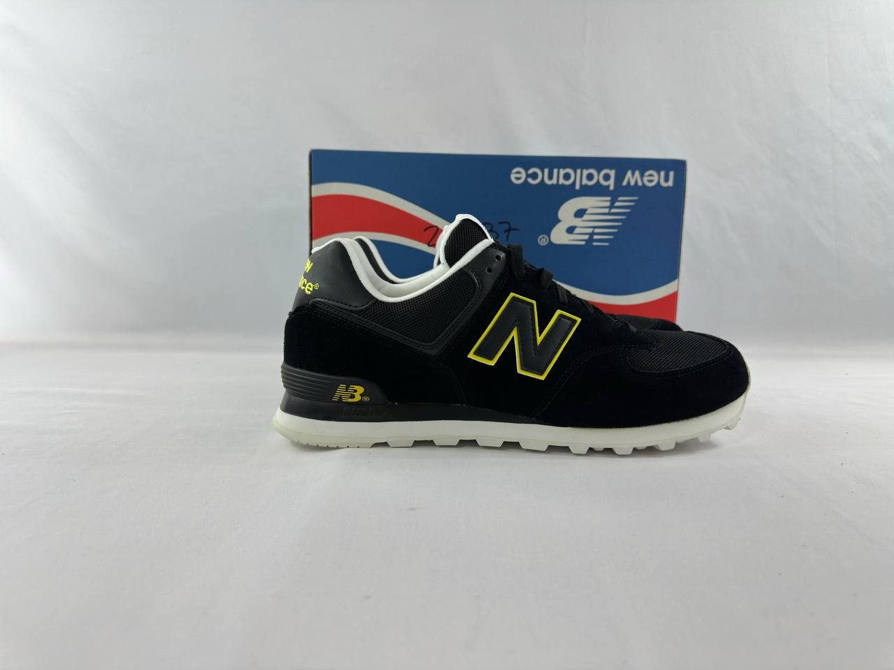 New Balance Vintage New Balance 574 Suede Shoes M574SKY Y2K Size US 13 / EU 46 - 1 Thumbnail