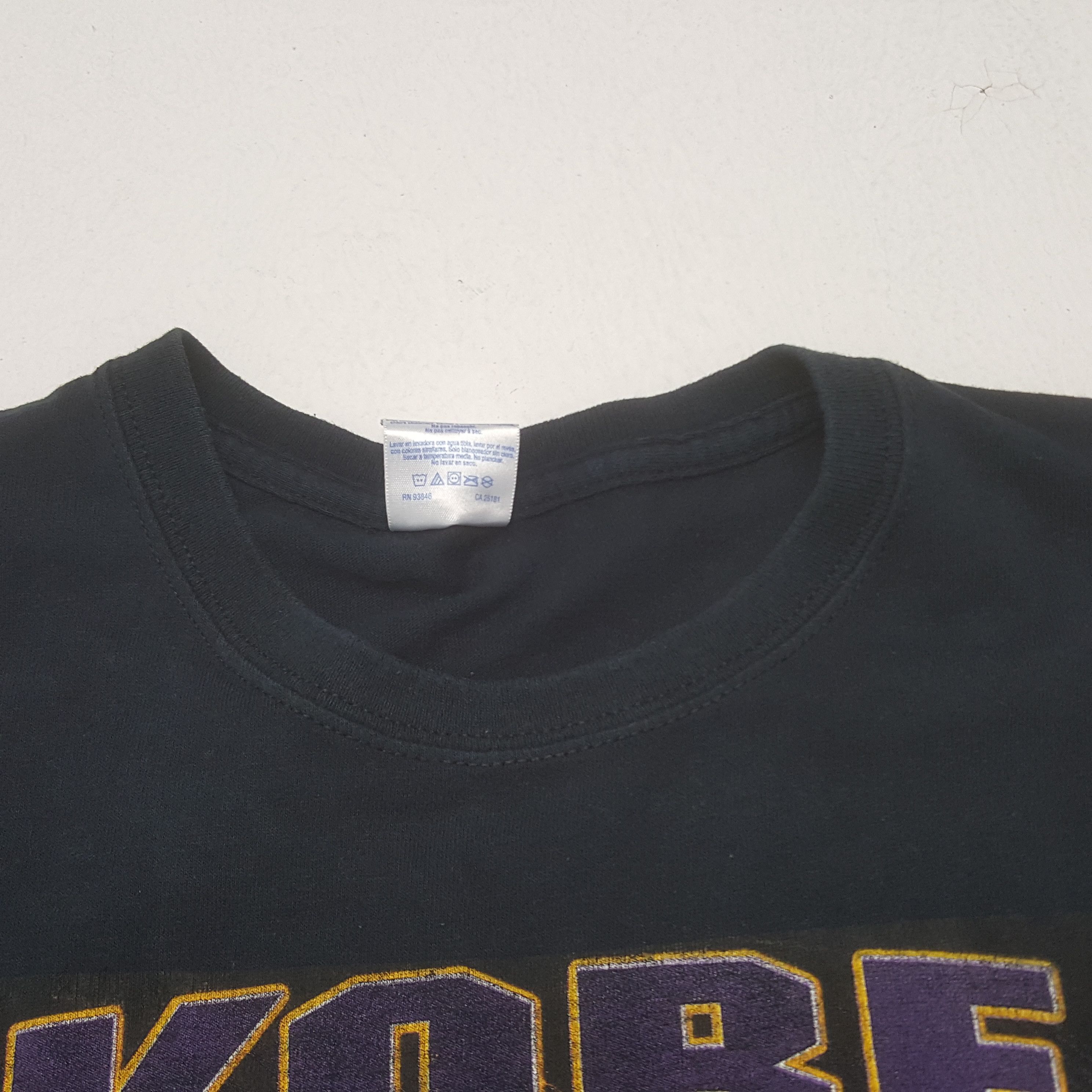 NBA × Vintage Vintage Lakers Kobe Bryant Tshirt Size US XL / EU 56 / 4 - 6 Thumbnail