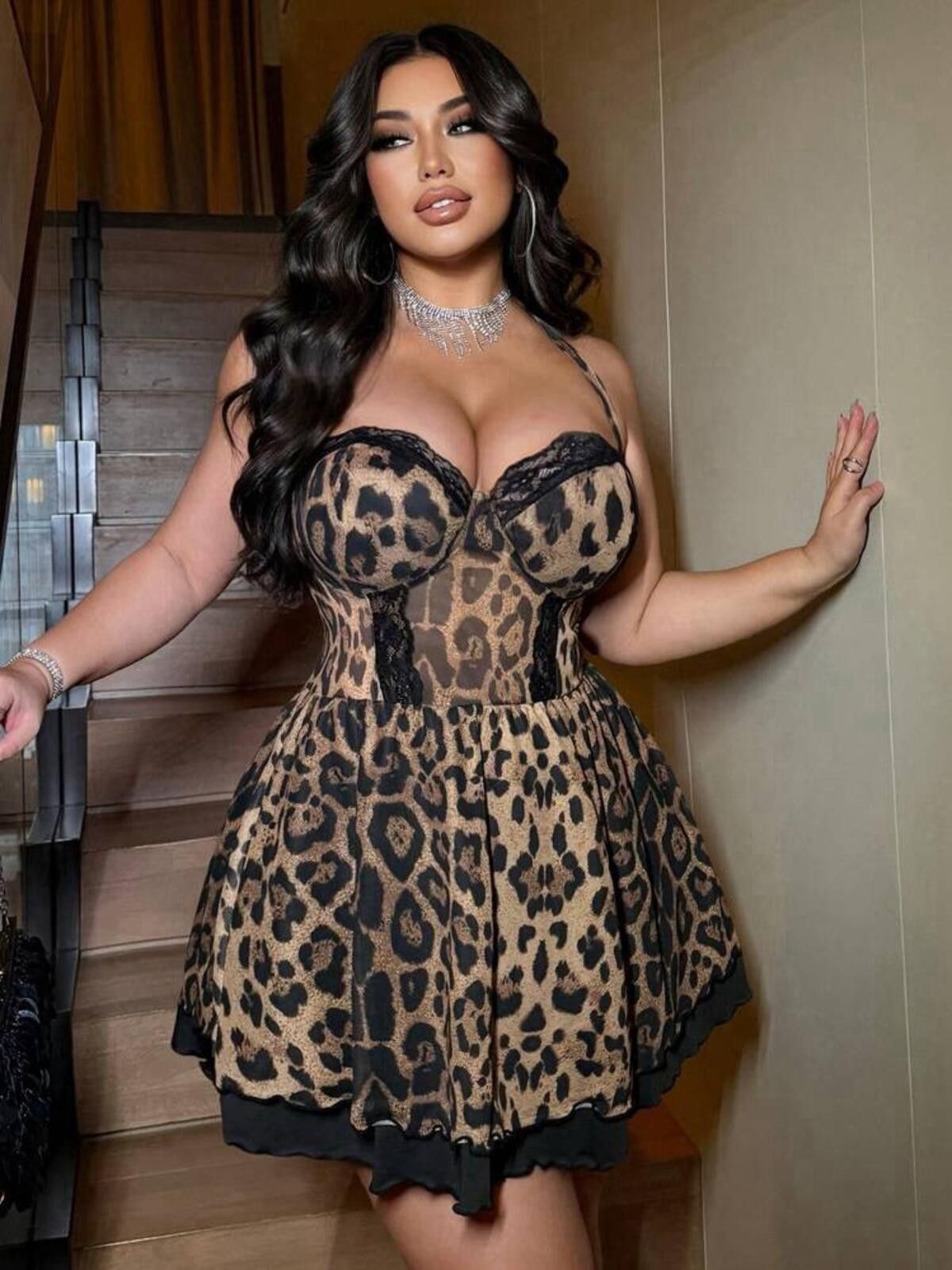 The Unbranded Brand women Leopard Lace Patchwork A-Line Hem Mini Dress Size 1XL Size XL / US 12-14 / IT 48-50 - 2 Thumbnail