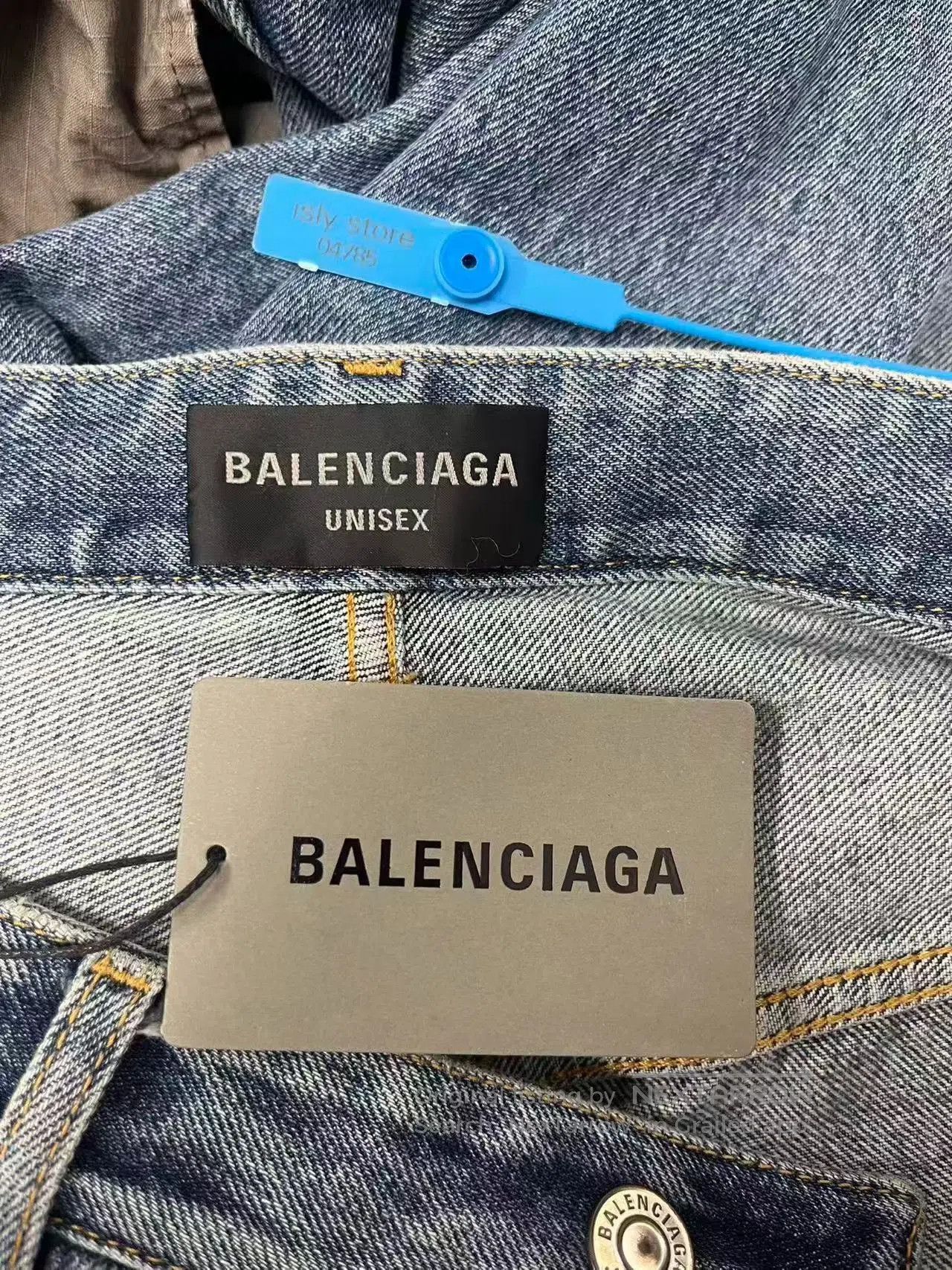 Balenciaga Balenciaga Men's Distressed Mid-Rise Straight Jeans. Size US 30 / EU 46 - 4 Thumbnail