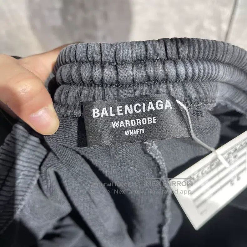 Balenciaga Balenciaga size S Distressed Washed Embroidered Logo Short Size US 27 - 4 Thumbnail