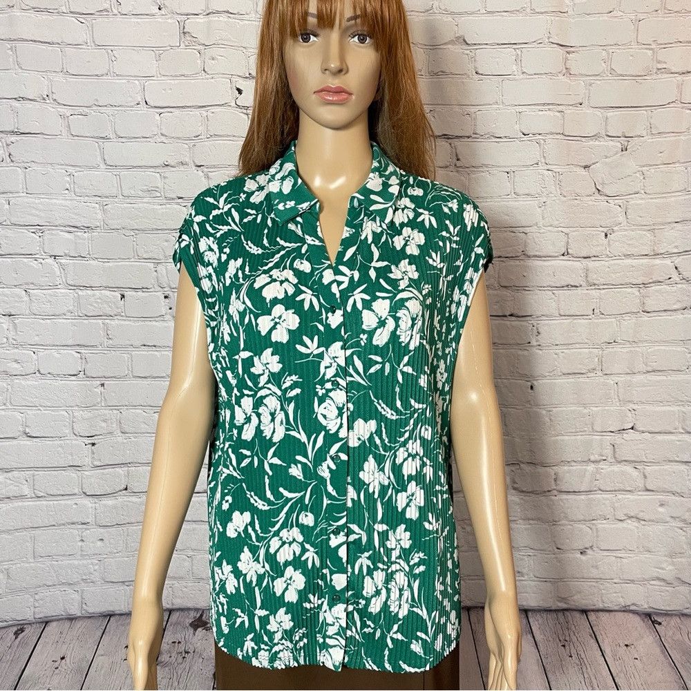 Adrianna Papell NWT New $69 Adrianna Papell Pleated Floral Green Top Size L Size L / US 10 / IT 46 - 1 Thumbnail