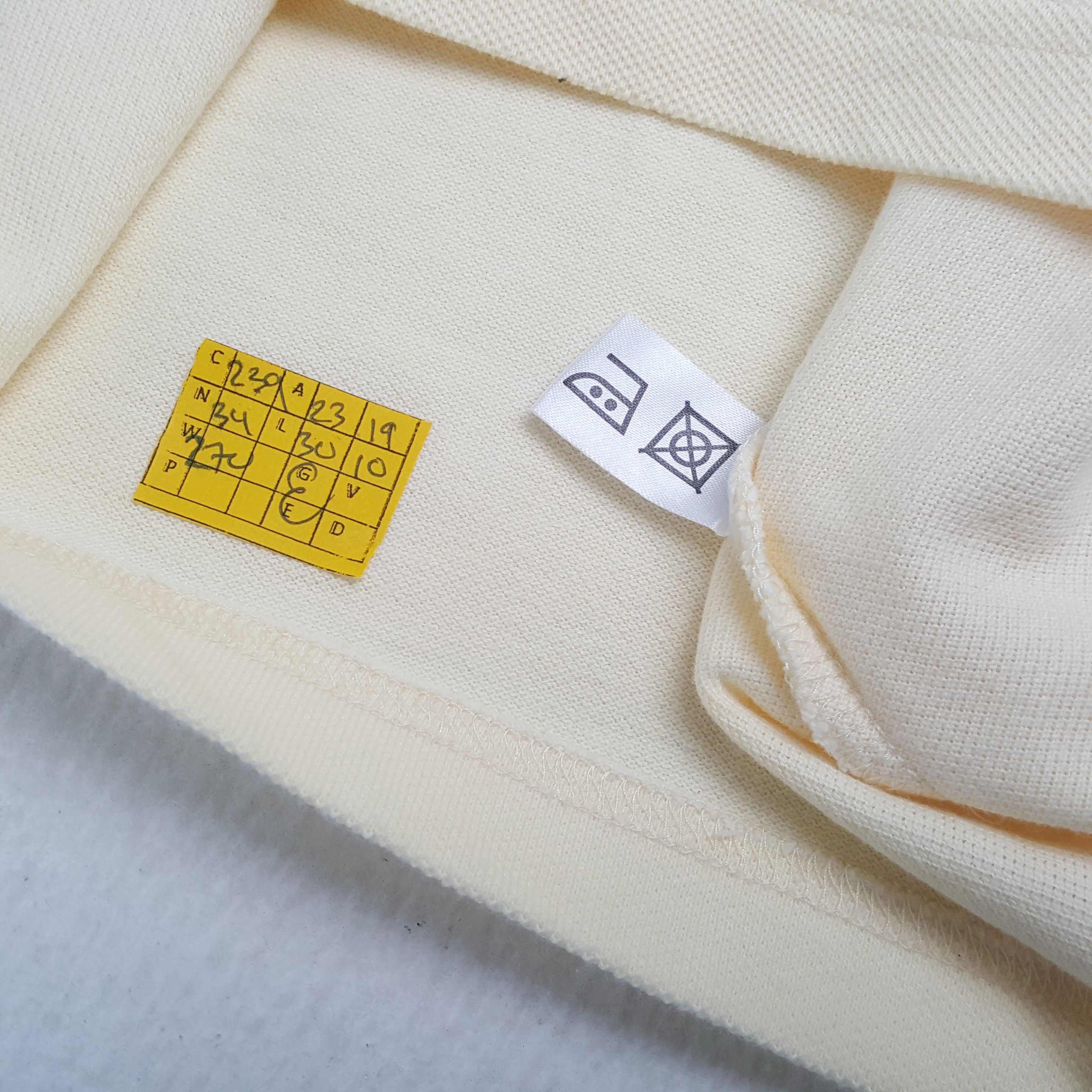 Burberry × Vintage Vintage BURBERRYS Nova Check Collar Design Polos Shirt Size US L / EU 52-54 / 3 - 4 Thumbnail