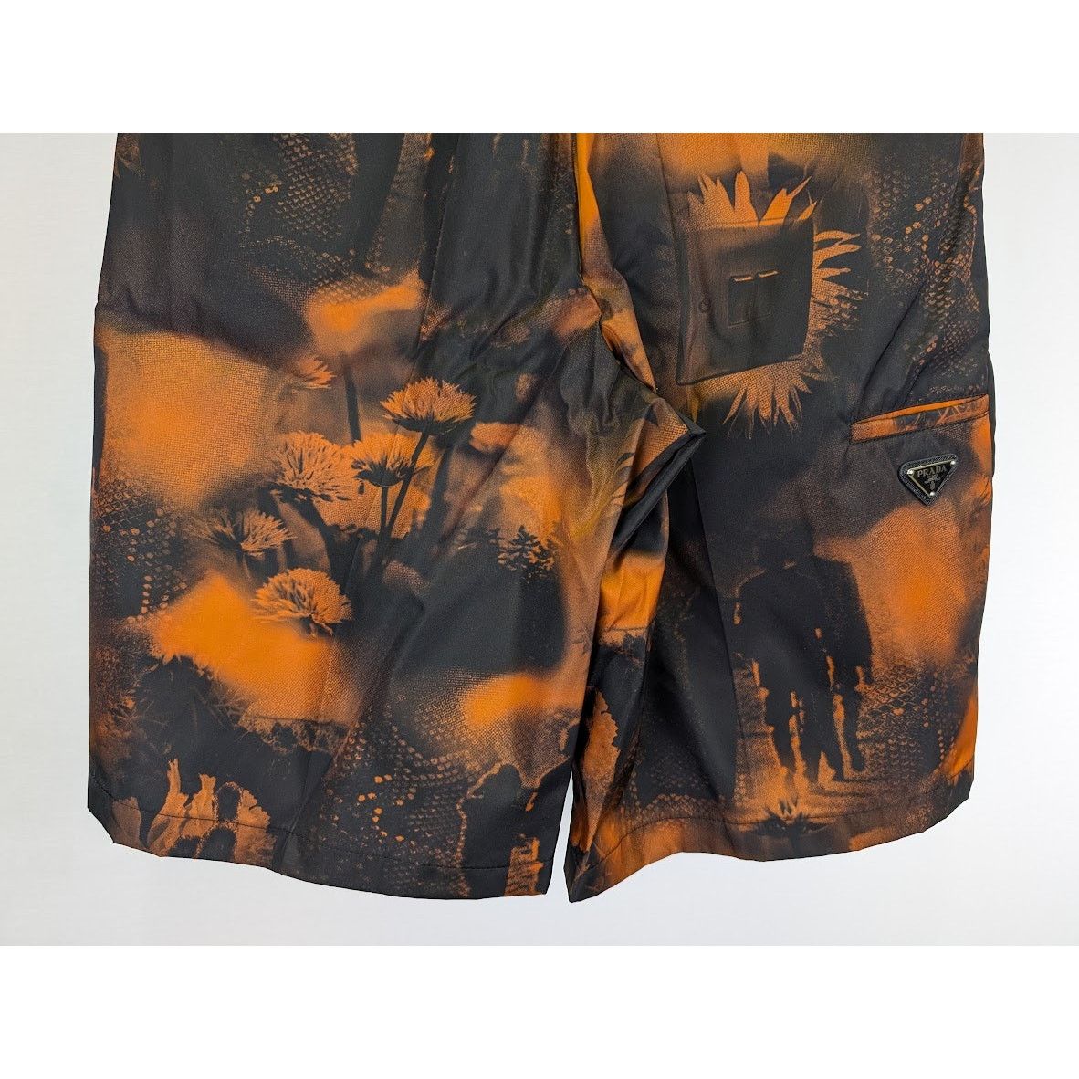 Prada o1rshd1 Re-Nylon Human Pantalone Shorts in Arancio Size US 32 / EU 48 - 18 Thumbnail