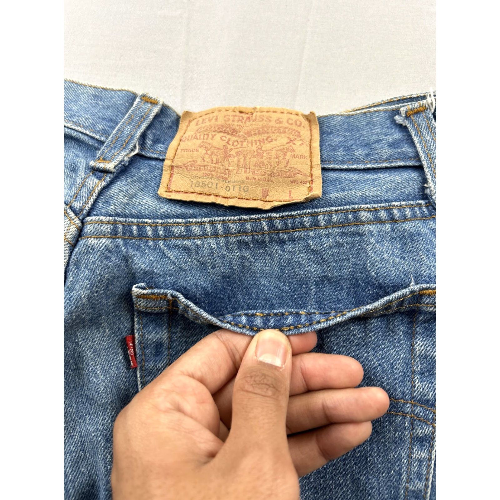 Levi's VINTAGE Levi's 501 Jeans Women's 30X31.5 70s USA Button Fly Levi's 501 Straight Jeans Ladies 18501 Size 30" / US 8 / IT 44 - 7 Thumbnail