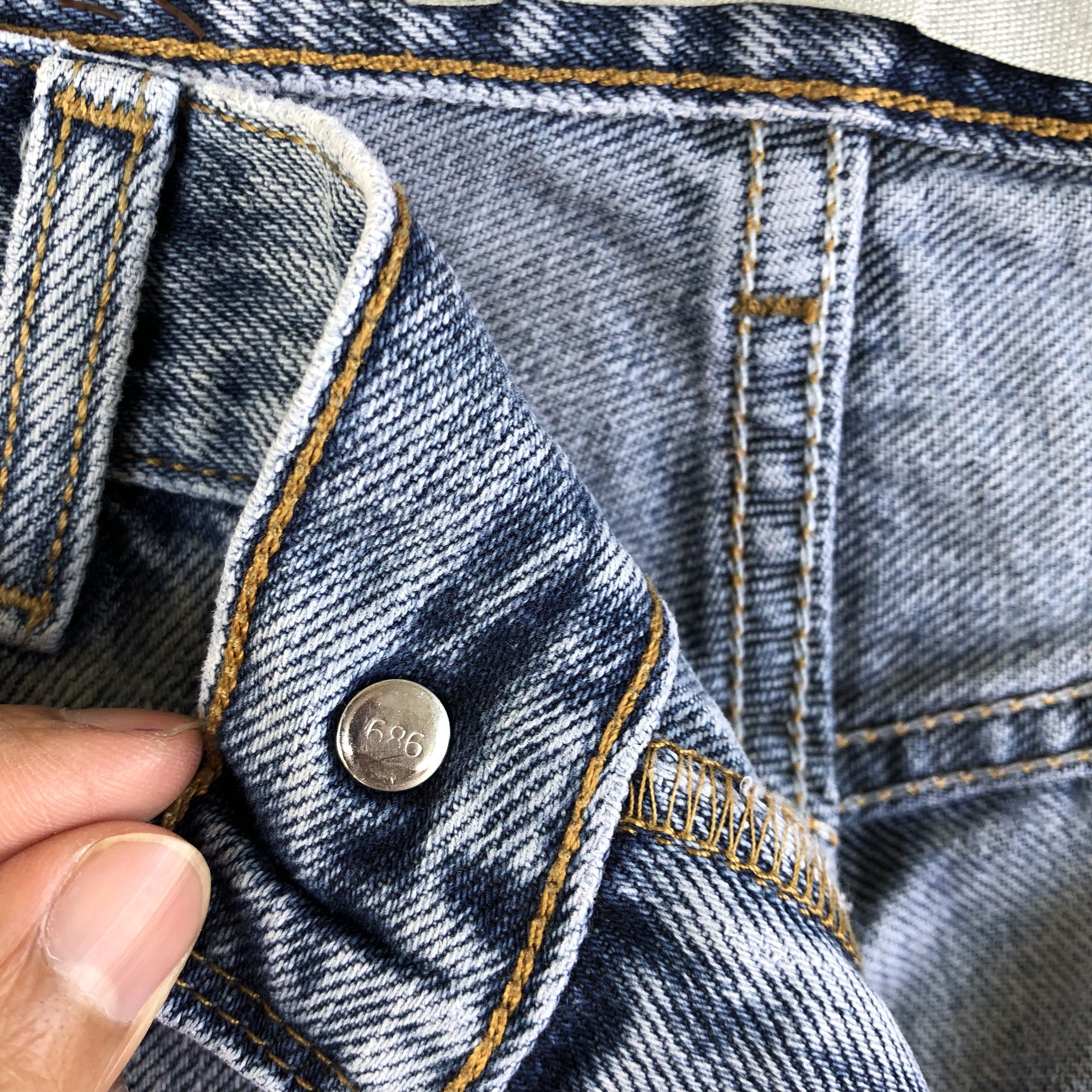 Levi's Vintage Levis 560 Jeans Dirty Faded Wash Levi's 560 Denim Size US 32 / EU 48 - 7 Thumbnail