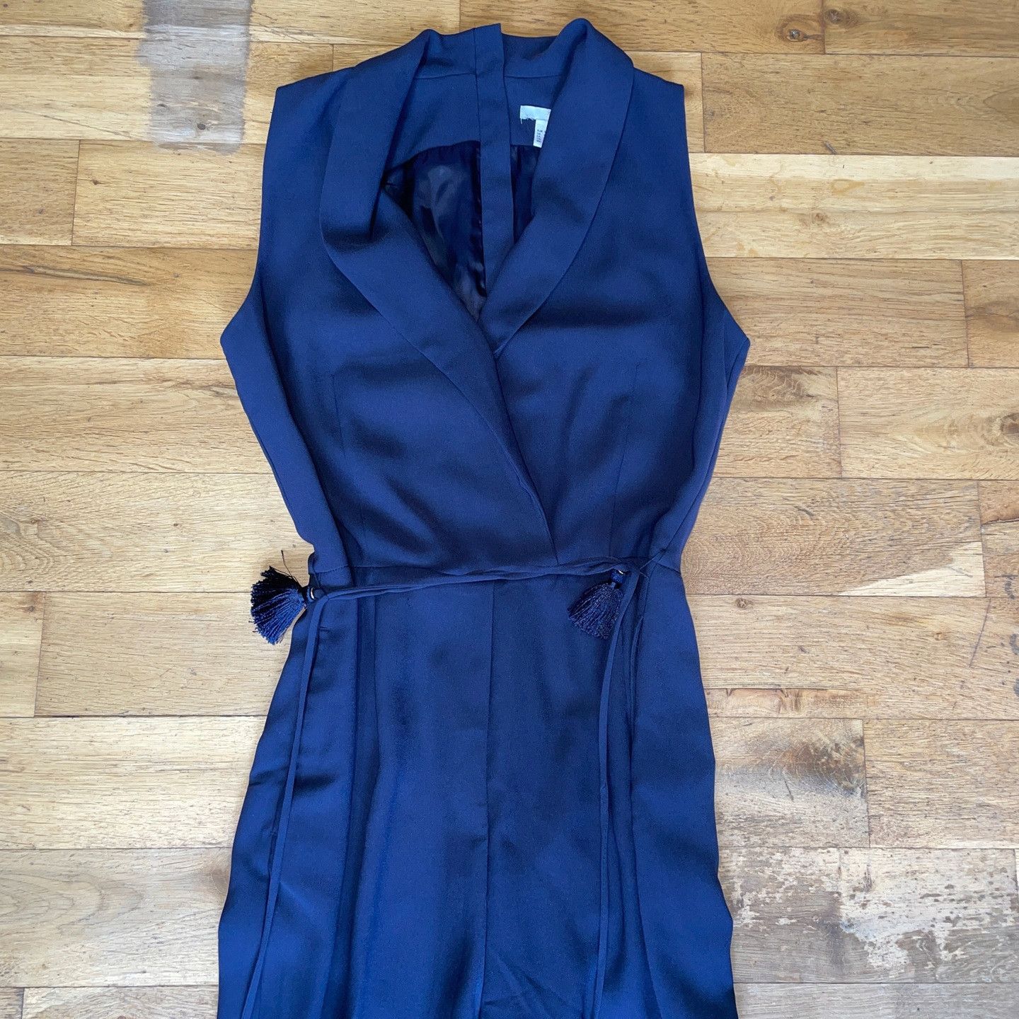 H&M H&m Women's Fashionable Elegant Jumpsuit Size 36 Size XS / US 0-2 / IT 36-38 - 1 Thumbnail