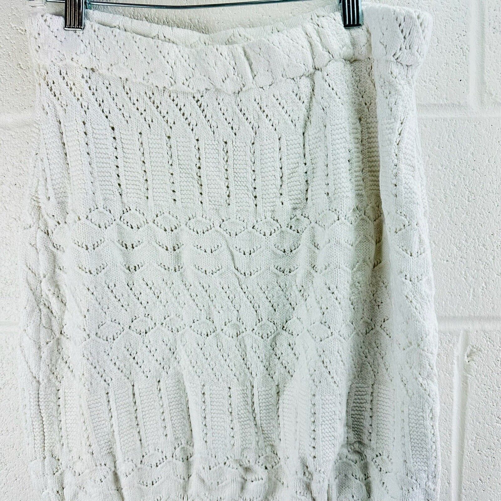 House of Harlow House Of Harlow 1960 White Knit Crochet Midi Skirt Sz XL Size 42" / US 20 - 2 Thumbnail