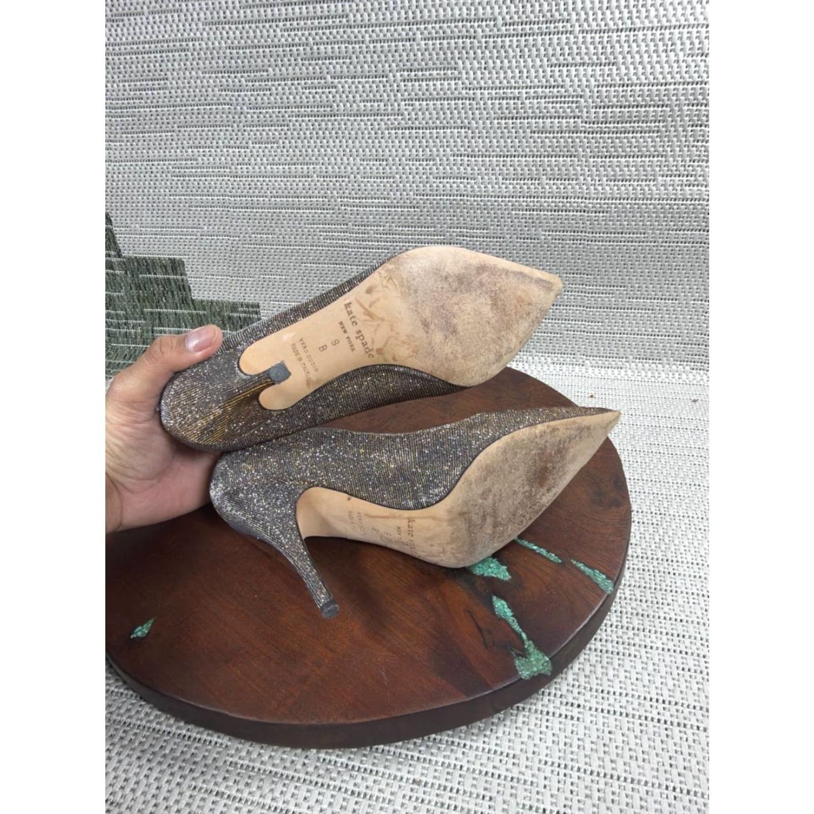 Vintage VINTAGE Kate Spade New York Heels Womens 9 B Licorice Glitter Pump Pointed Toe Size US 9 / IT 39 - 6 Thumbnail