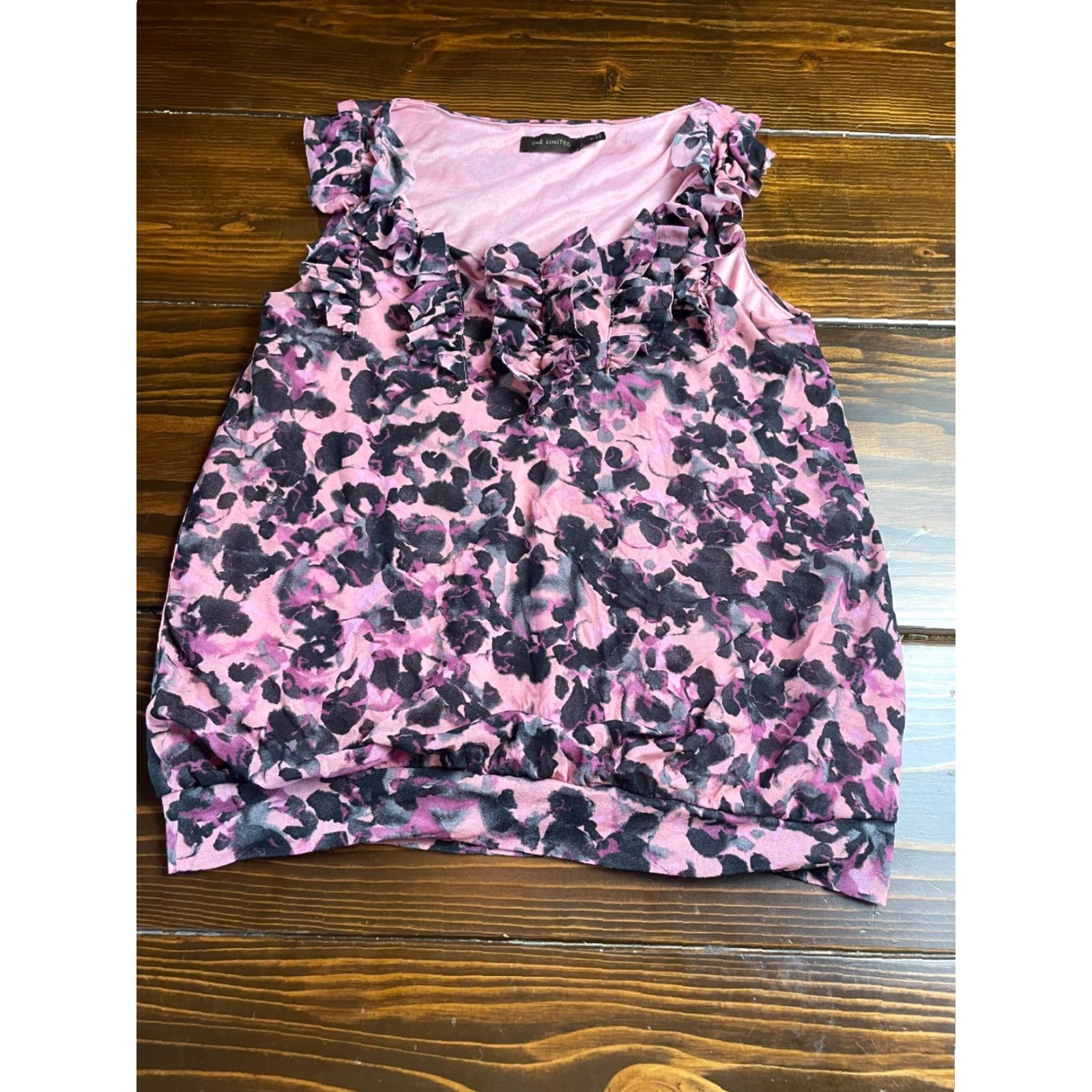 Vintage VINTAGE? No, it's not vintage. The limited shirt womens size medium pink black sleeveless floral Size M / US 6-8 / IT 42-44 - 2 Thumbnail